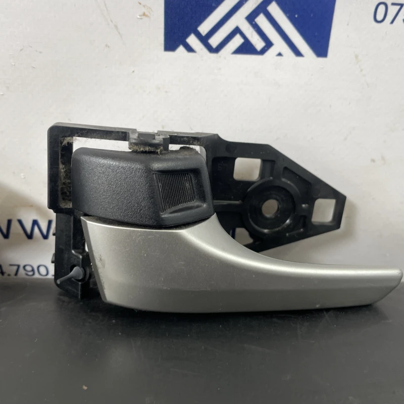 Maner interior stanga / Toyota Prius Prius 3 2012 / Interior