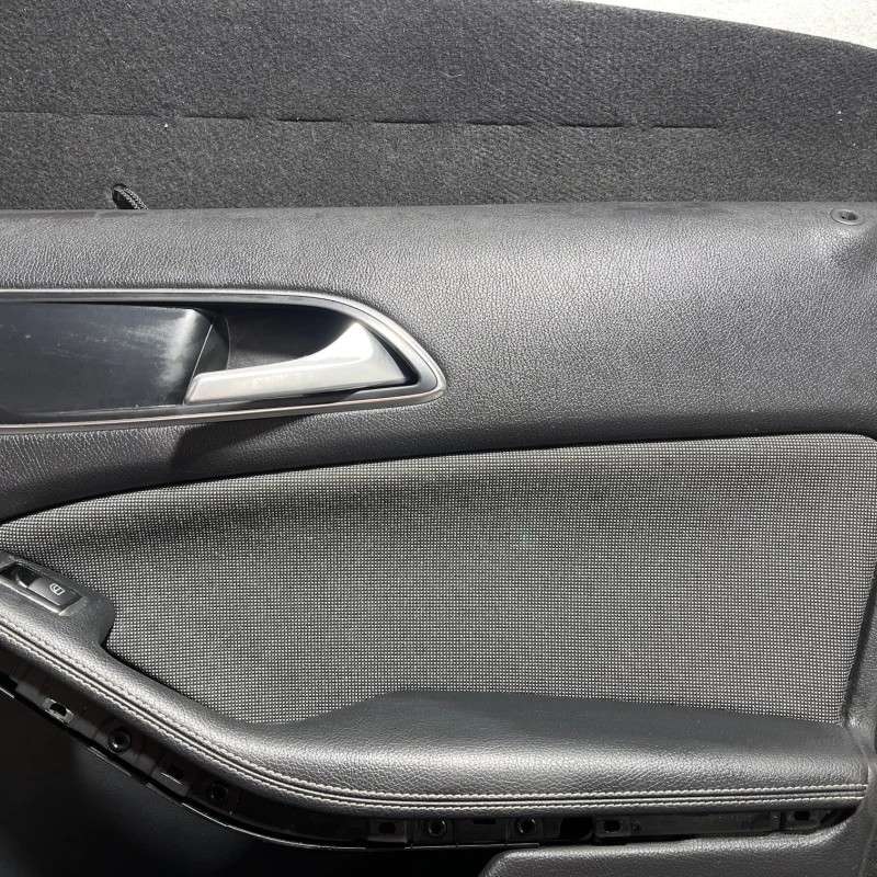 Panou tapiterie usa dreapta fata / Mercedes-Benz A Class W176 2012 / Interior