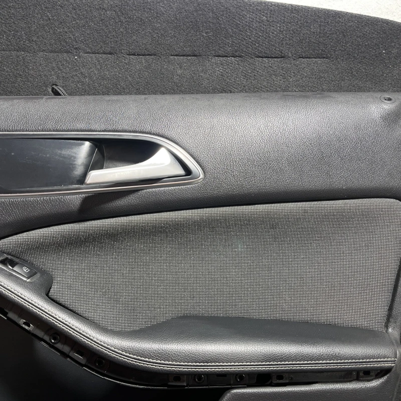 Panou tapiterie usa dreapta fata / Mercedes-Benz A Class W169 2012 / Interior