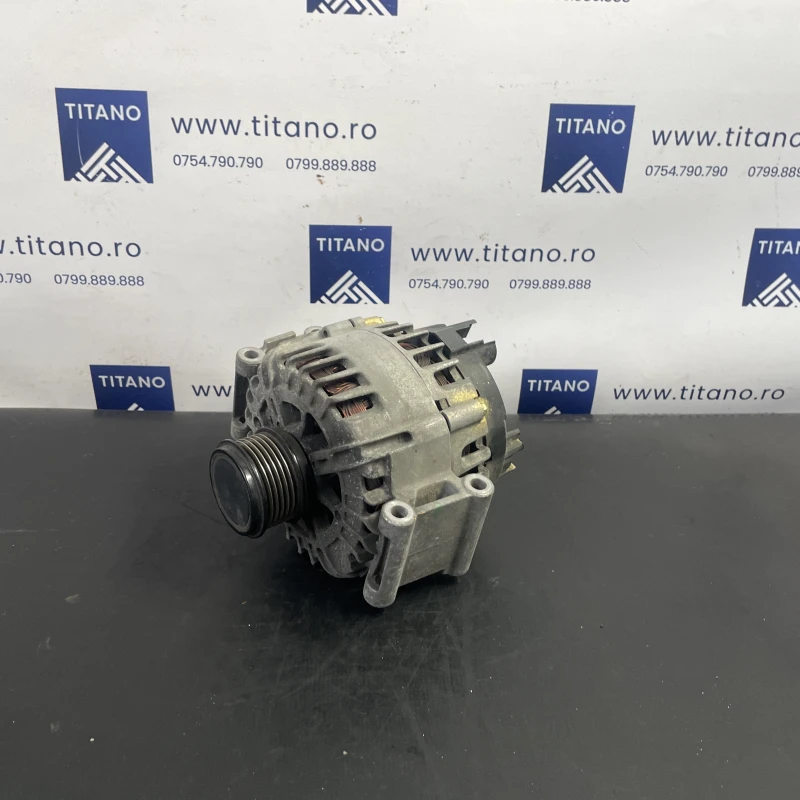 Alternator / Volkswagen Passat B7 2012 / Motor, racire si evacuare
