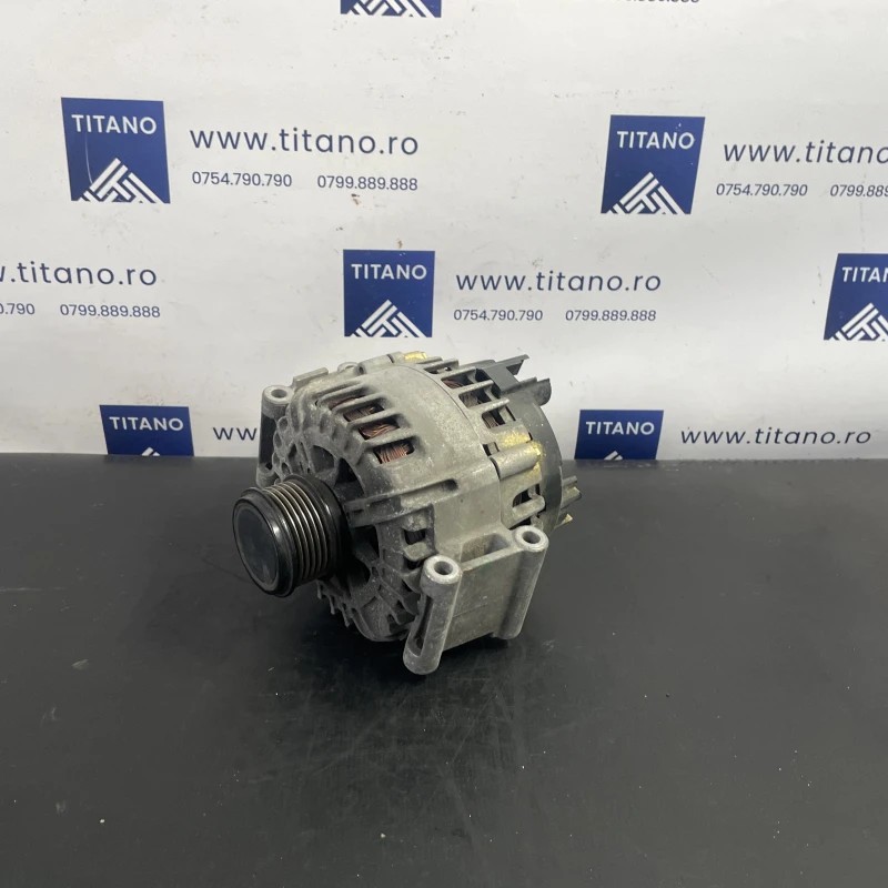 Alternator / Volkswagen Passat B7 2012 / Motor, racire si evacuare