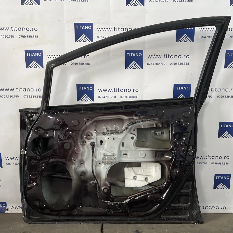 Usa dreapta fata / Toyota Prius Prius 3 2012 / Caroserie, oglinzi si faruri