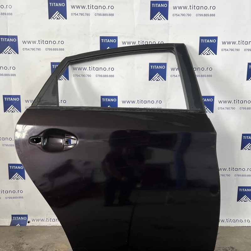 Usa dreapta spate / Toyota Prius Prius 3 2012 / Caroserie, oglinzi si faruri