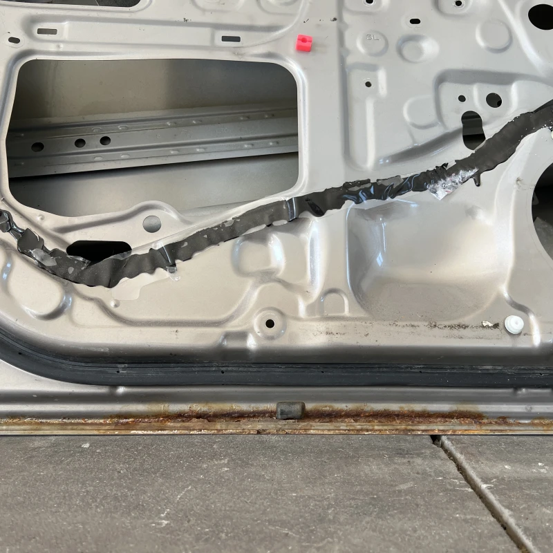 Usa stanga fata / Toyota Auris E180 2014 / Caroserie, oglinzi si faruri
