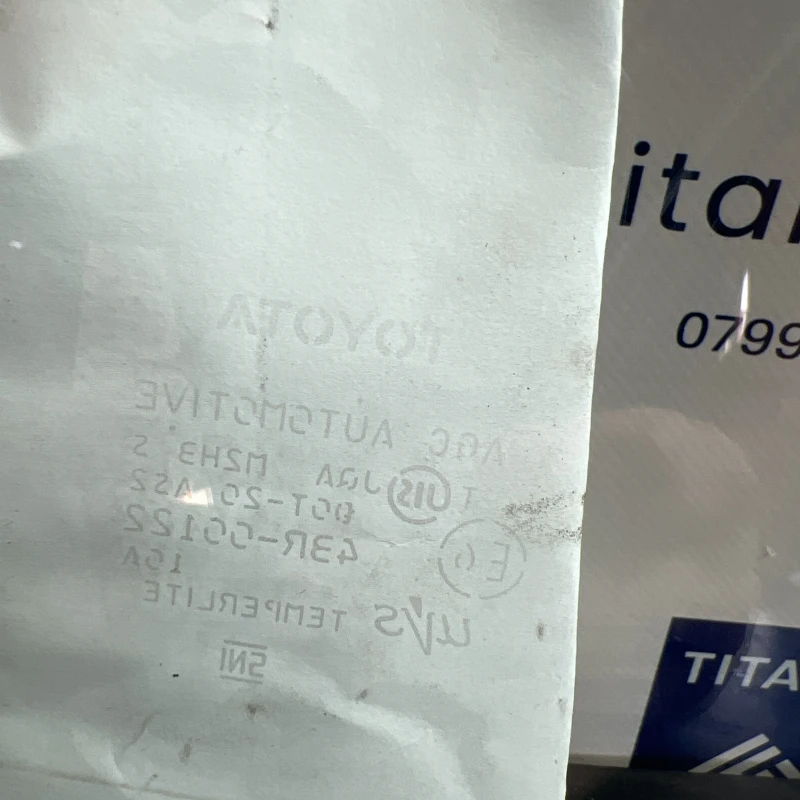 Geam dreapta spate / Toyota Prius Prius 3 2012 / Caroserie, oglinzi si faruri