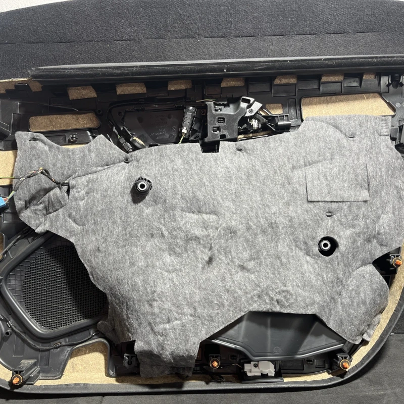 Panou tapiterie usa stanga fata / Mercedes-Benz A Class W169 2012 / Interior