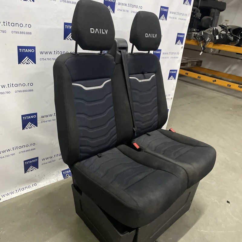 Bancheta dreapta fata 2 locuri / Iveco Daily 35C14 2020 / Interior