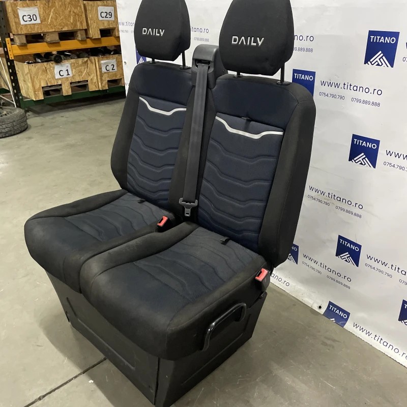 Bancheta dreapta fata 2 locuri / Iveco Daily 35C14 2020 / Interior