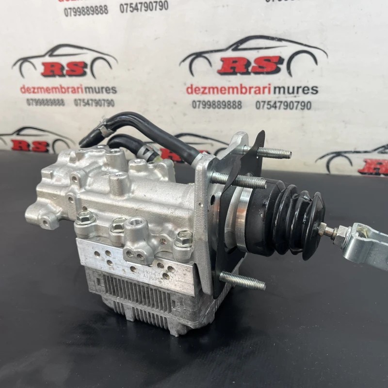 Pompa abs / Toyota Rav4 XA40 2020 / Frane