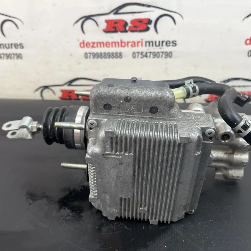 Pompa abs / Toyota Rav4 XA40 2020 / Frane