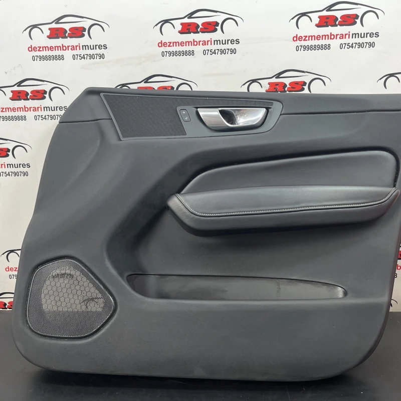 Panou tapiterie usa dreapta fata Volvo 