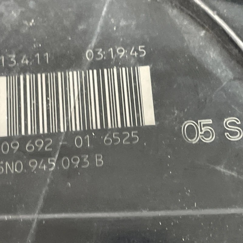 Stop stanga haion / Volkswagen Tiguan 5N 2009 / Caroserie, oglinzi si faruri