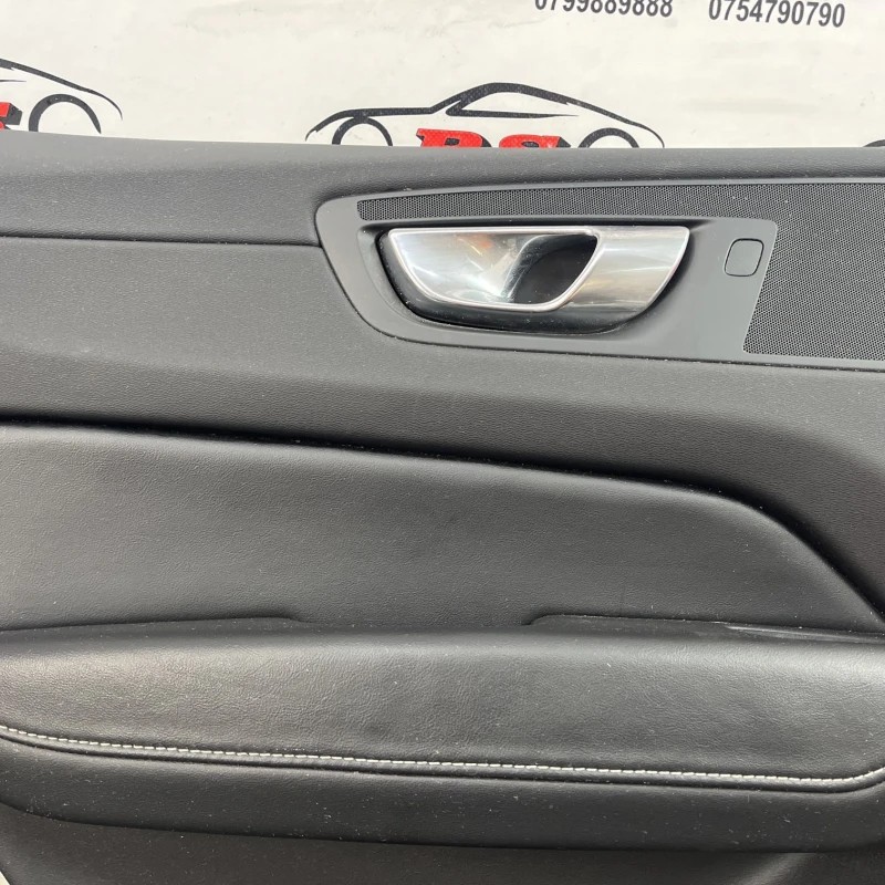 Panou tapiterie usa stanga spate / Volvo XC60 D4 2019 / Interior