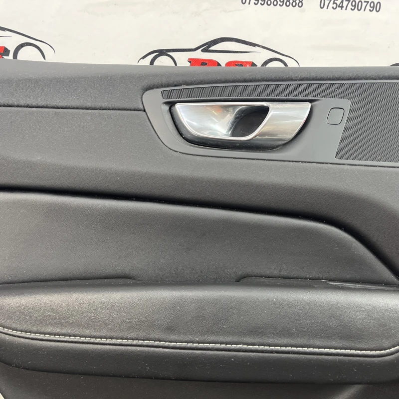 Panou tapiterie usa stanga spate / Volvo XC60 D4 2019 / Interior