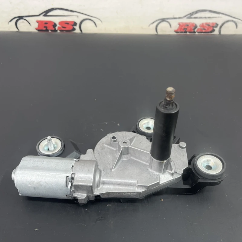 Motoras stergator haion Volvo 