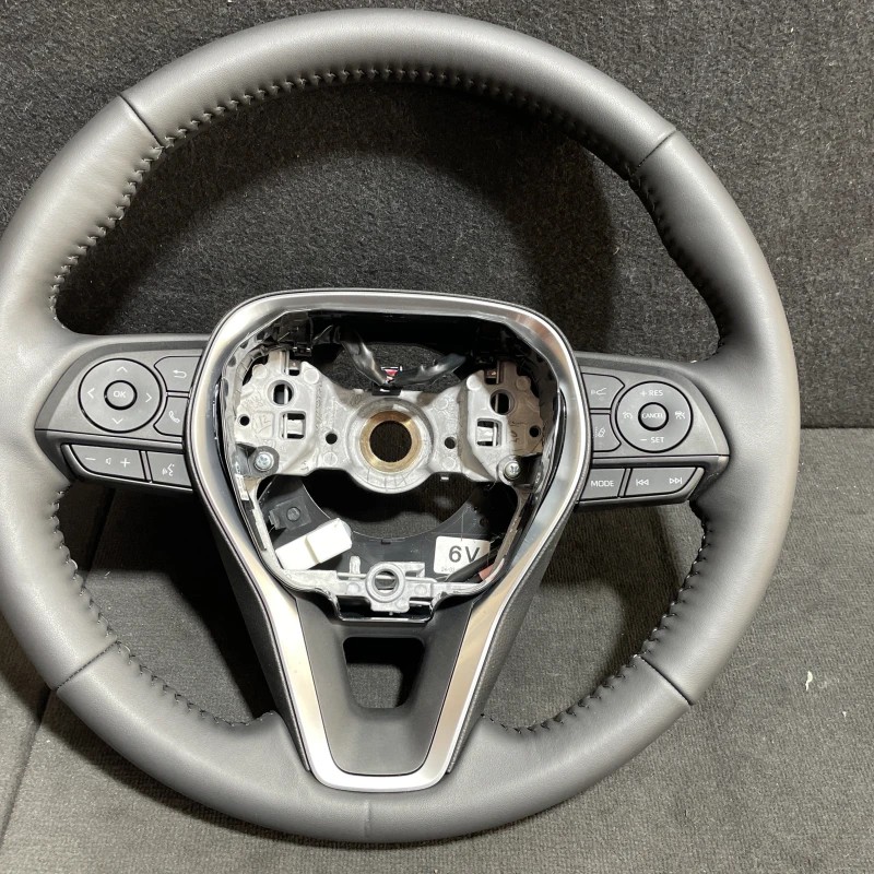 Volan cu comenzi / Toyota Rav4 XA40 2024 / Interior
