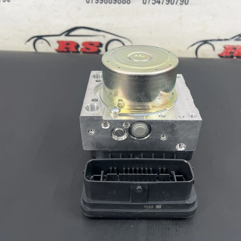 Pompa abs / Toyota Rav4 XA40 2024 / Frane