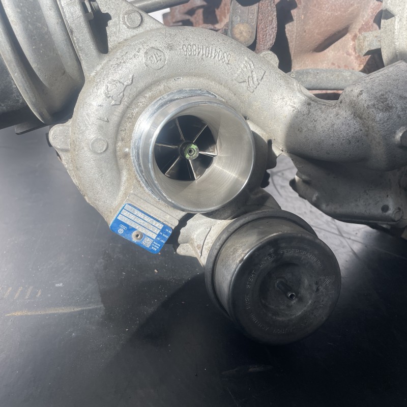 Turbosuflanta turbo turbina / Volkswagen Amarok Amarok 2013 / Motor, racire si evacuare