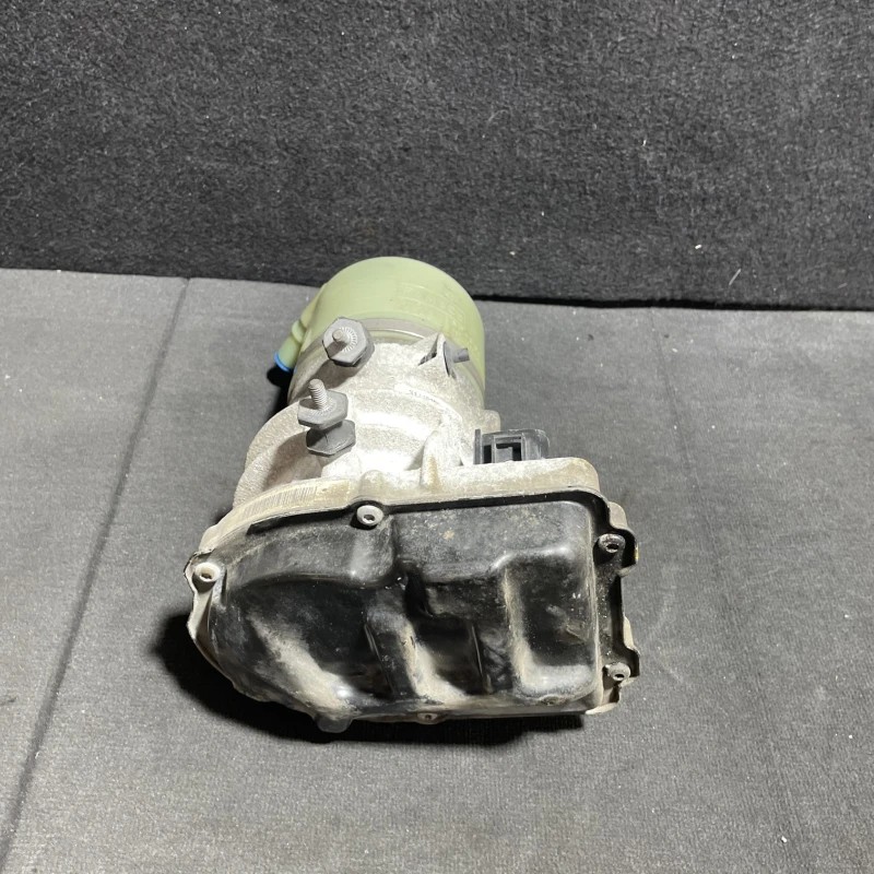 Pompa servo / Volvo XC60 D3 2011 / Directie si suspensie