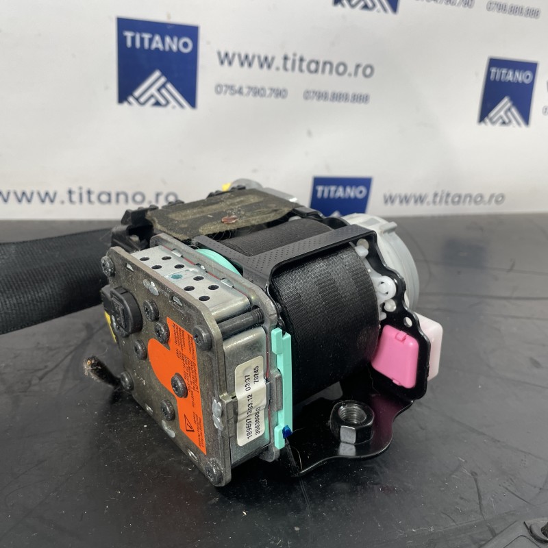 Centura dreapta fata / Audi Q5 8R 2012 / Interior