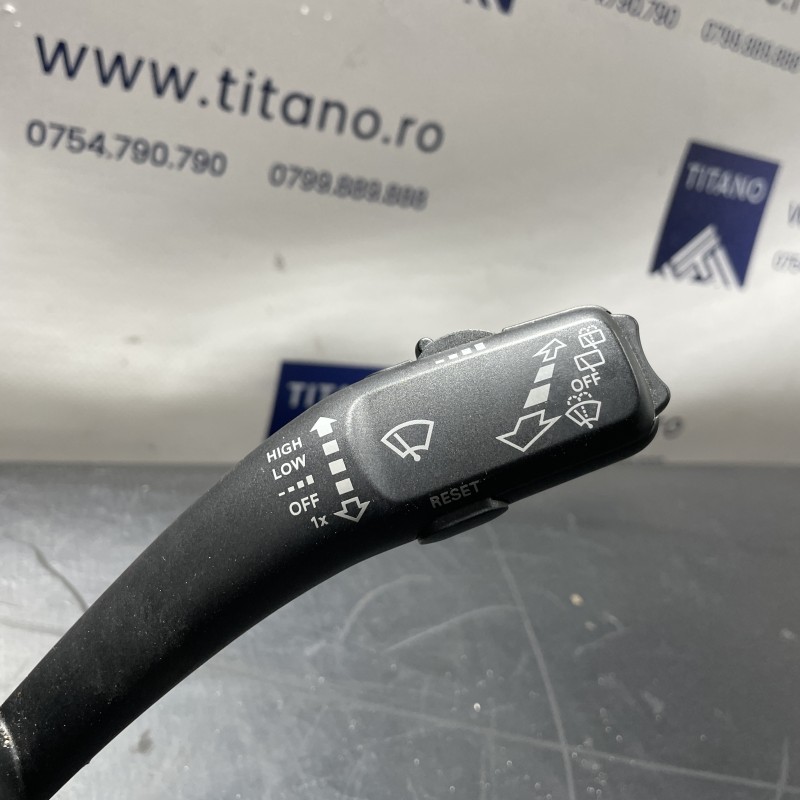 Spira volan cu manete / Audi Q5 8R 2012 / Audio si electronice