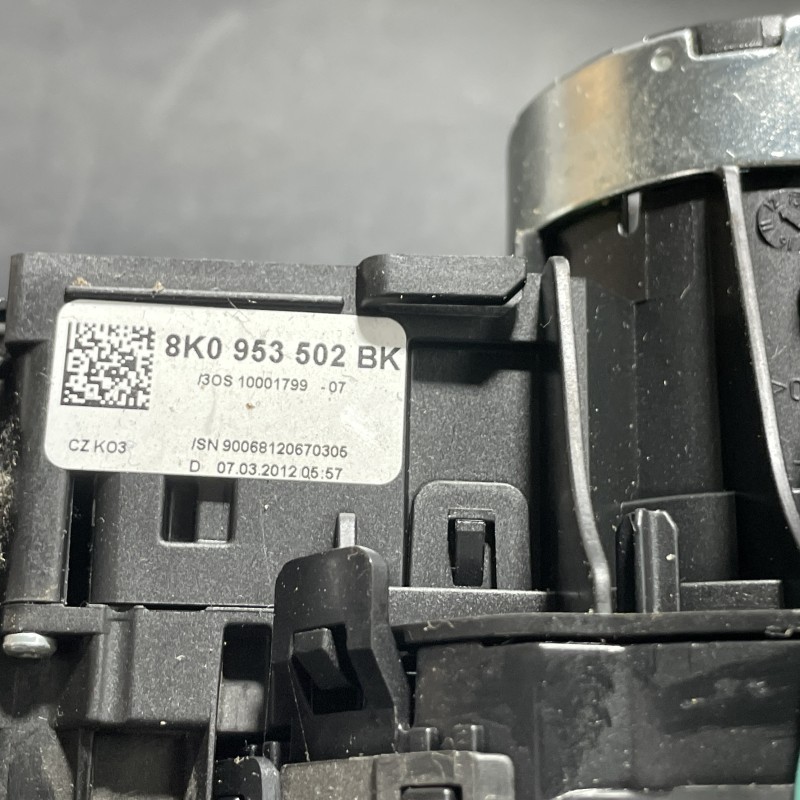 Spira volan cu manete / Audi Q5 8R 2012 / Audio si electronice