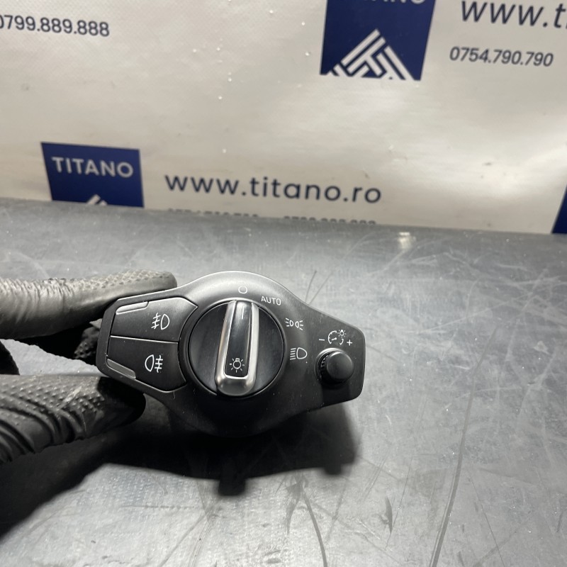 Bloc lumini / Audi Q5 8R 2012 / Interior