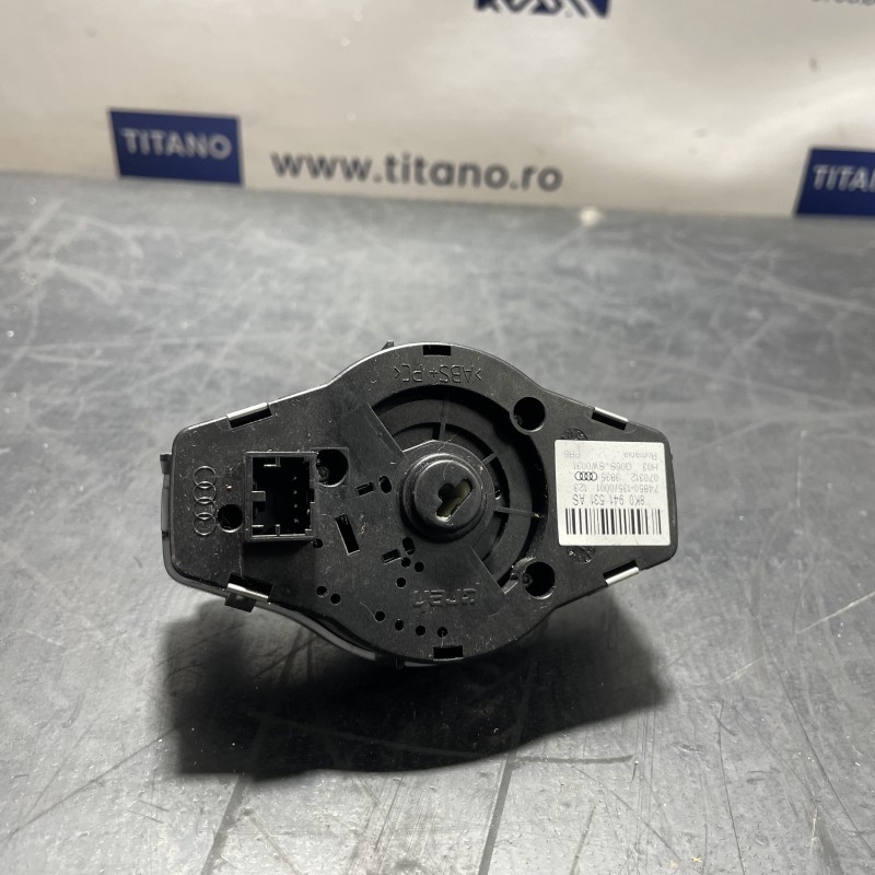 Bloc lumini / Audi Q5 8R 2012 / Interior