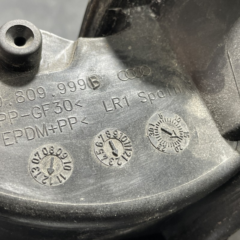 Capac usa rezervor / Audi Q5 8R 2012 / Caroserie, oglinzi si faruri