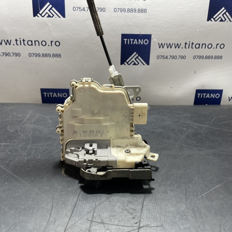 Iala broasca usa dreapta spate / Audi Q5 8R 2012 / Caroserie, oglinzi si faruri