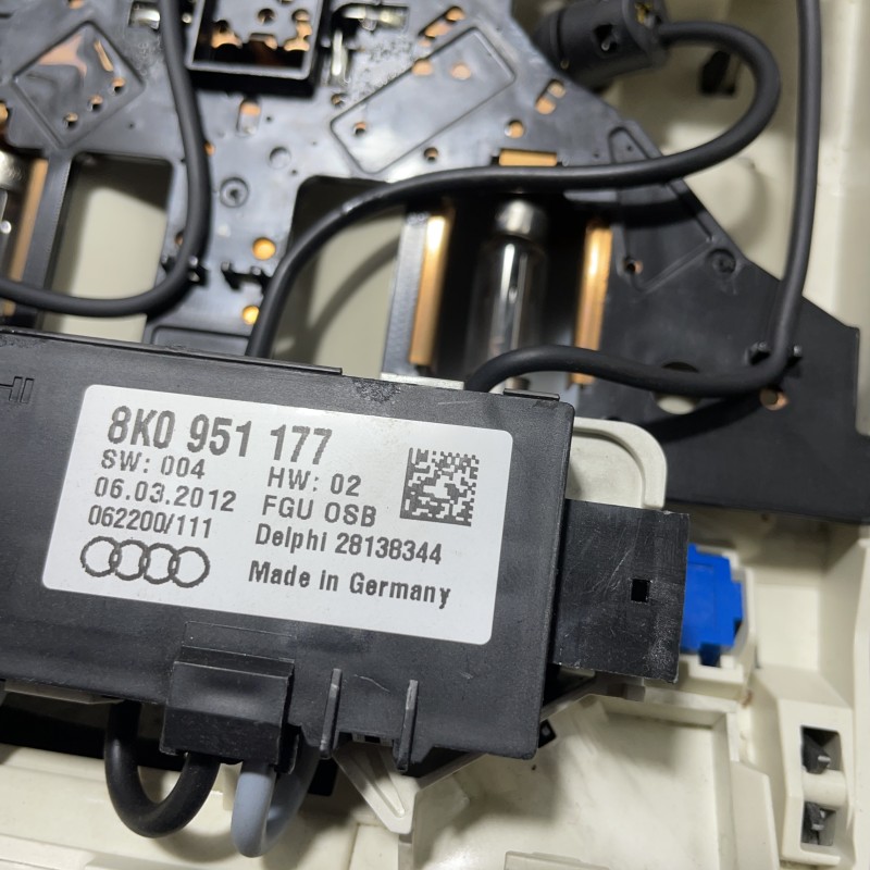 Lampa plafon / Audi Q5 8R 2012 / Interior