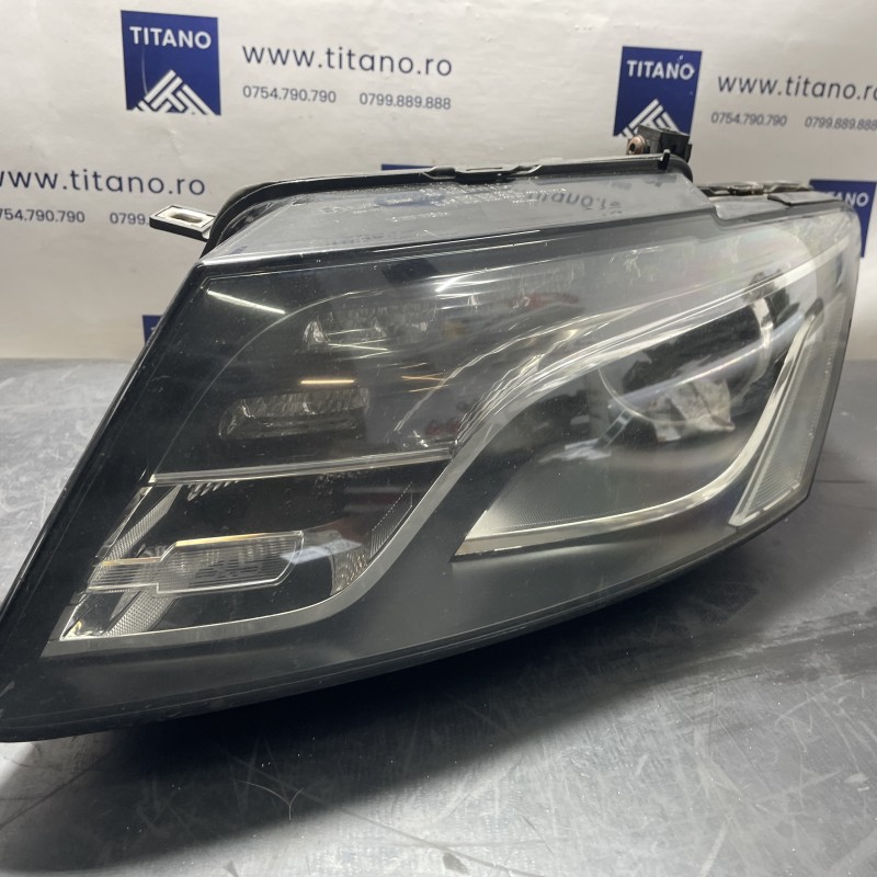 Far stanga xenon / Audi Q5 8R 2012 / Caroserie, oglinzi si faruri