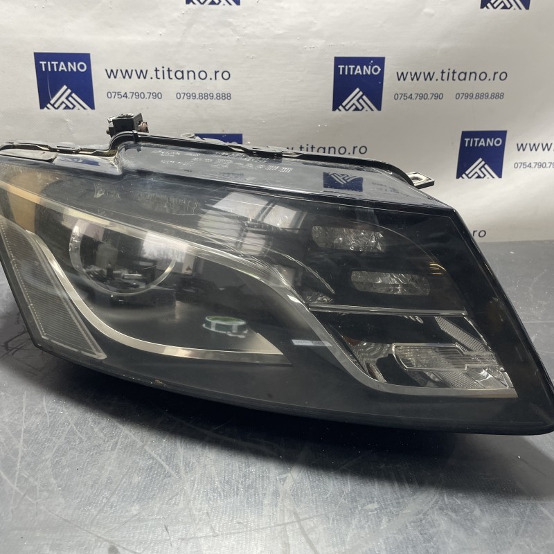 Far dreapta xenon / Audi Q5 8R 2012 / Caroserie, oglinzi si faruri