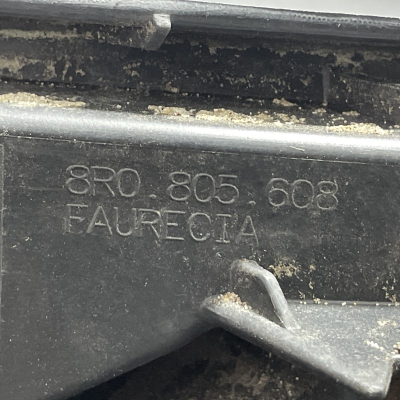 Suport far dreapta / Audi Q5 8R 2012 / Caroserie, oglinzi si faruri