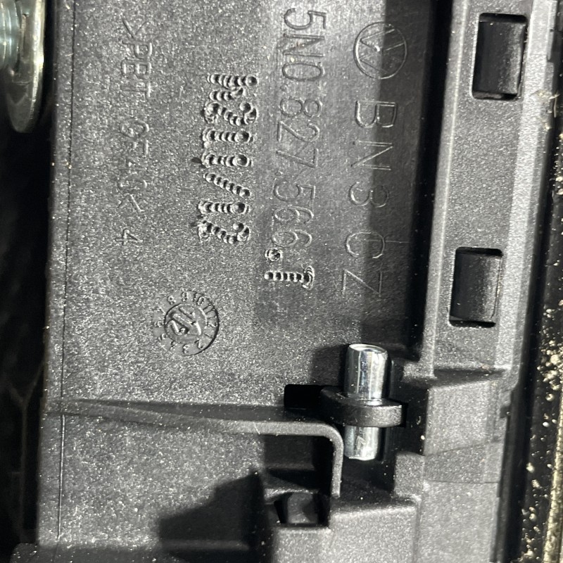 Maner buton deschidere haion / Audi Q5 8R 2012 / Caroserie, oglinzi si faruri