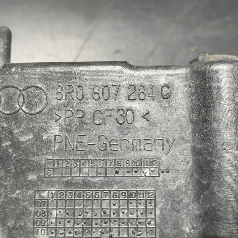 Suport bara dreapta fata / Audi Q5 8R 2012 / Caroserie, oglinzi si faruri