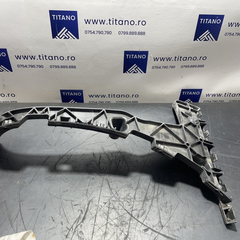 Suport bara dreapta spate / Audi Q5 8R 2012 / Caroserie, oglinzi si faruri
