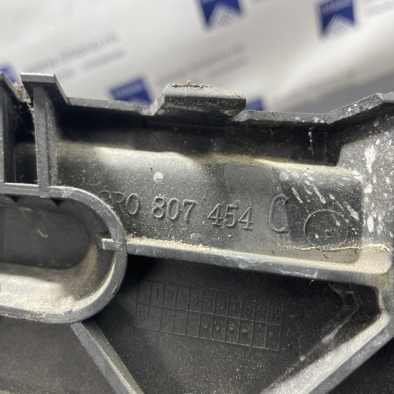 Suport bara dreapta spate / Audi Q5 8R 2012 / Caroserie, oglinzi si faruri