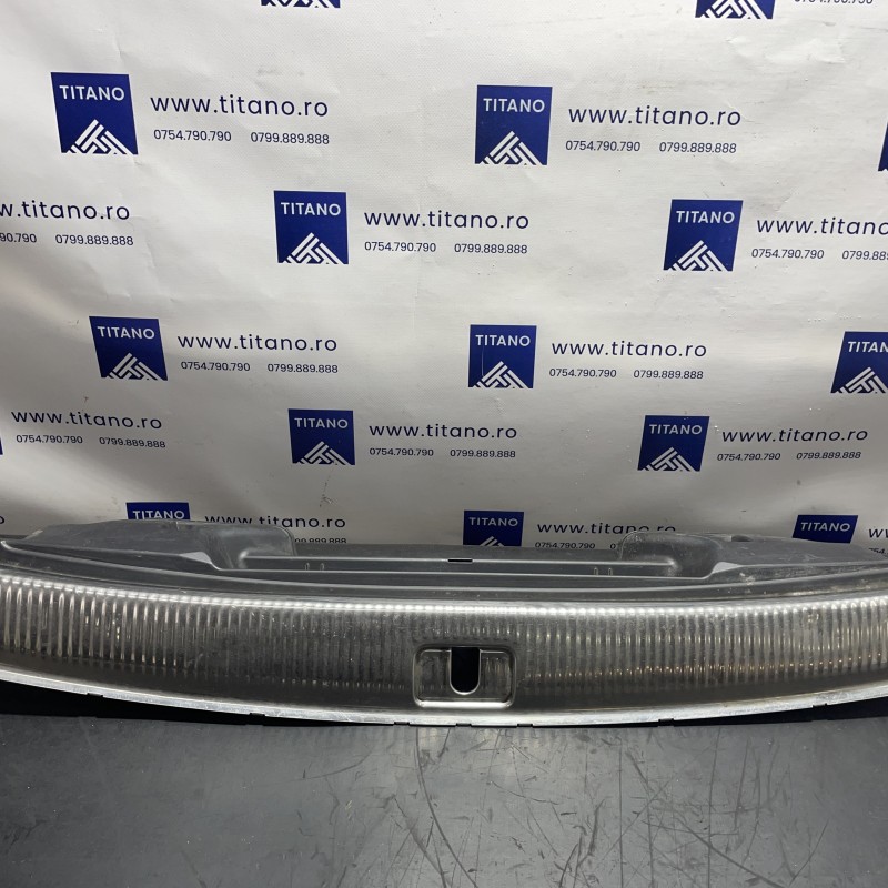 Ornament haion / Audi Q5 8R 2012 / Caroserie, oglinzi si faruri