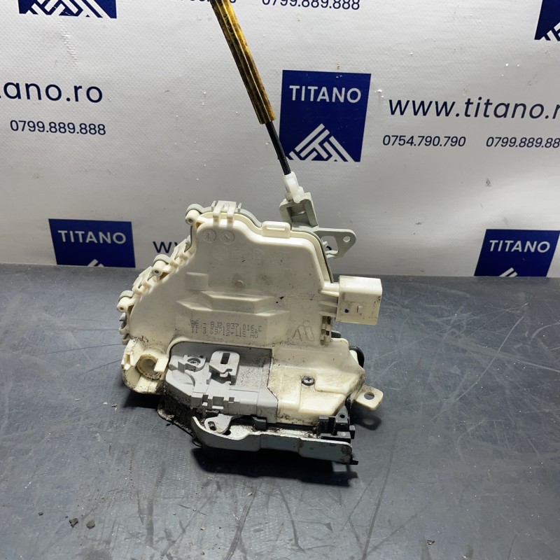 Iala broasca usa dreapta fata / Audi Q5 8R 2012 / Caroserie, oglinzi si faruri