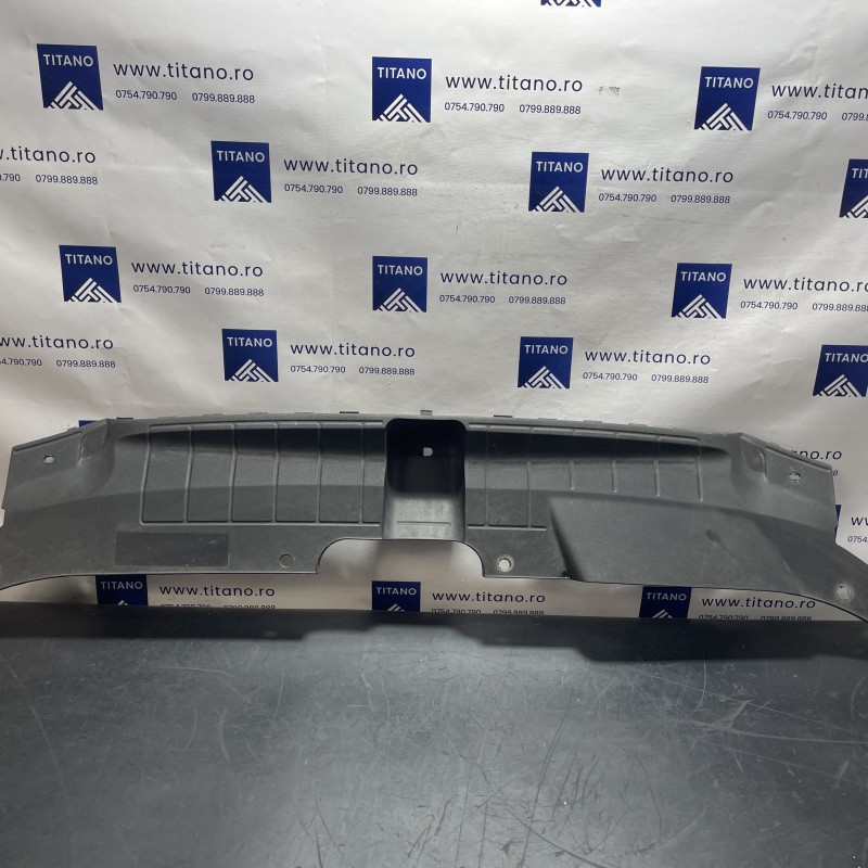 Ornament trager / Audi Q5 8R 2012 / Caroserie, oglinzi si faruri