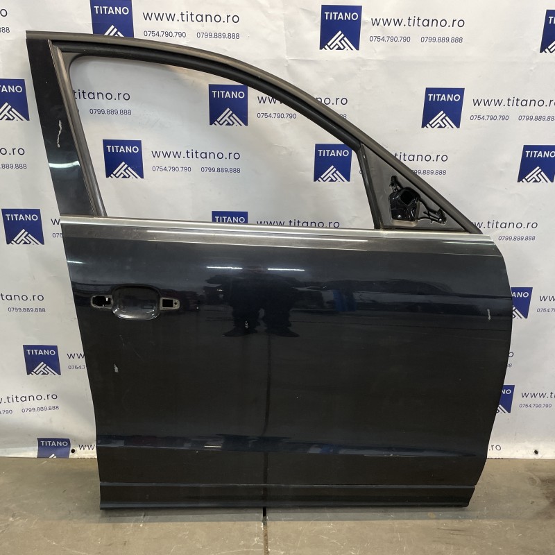 Usa dreapta fata / Audi Q5 8R 2012 / Caroserie, oglinzi si faruri