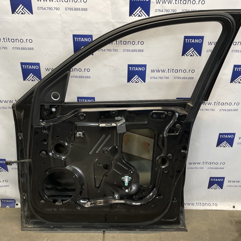 Usa dreapta fata / Audi Q5 8R 2012 / Caroserie, oglinzi si faruri