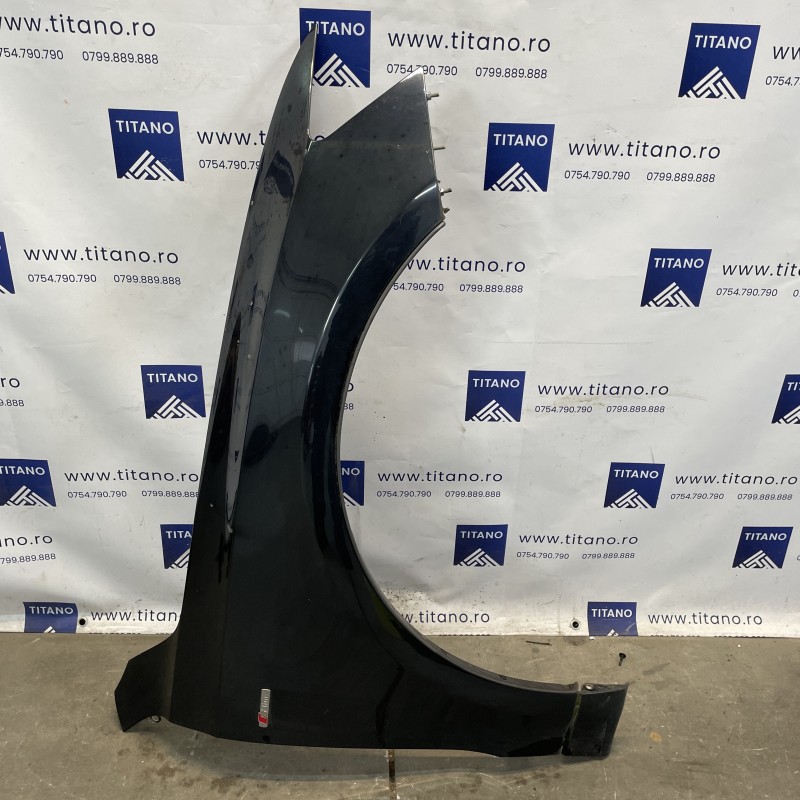 Aripa dreapta fata / Audi Q5 8R 2012 / Caroserie, oglinzi si faruri