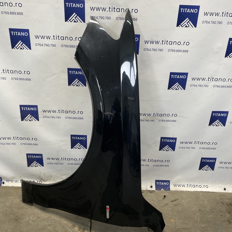 Aripa stanga fata / Audi Q5 8R 2012 / Caroserie, oglinzi si faruri