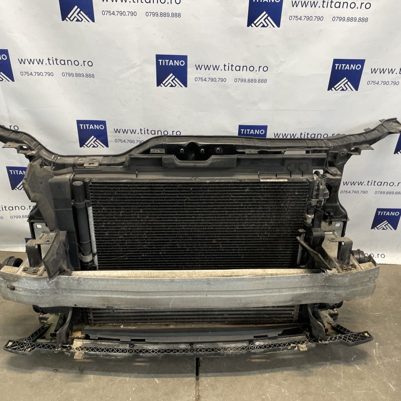 Trager complet / Audi Q5 8R 2012 / Caroserie, oglinzi si faruri