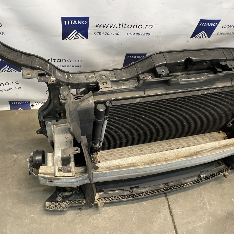 Trager complet / Audi Q5 8R 2012 / Caroserie, oglinzi si faruri