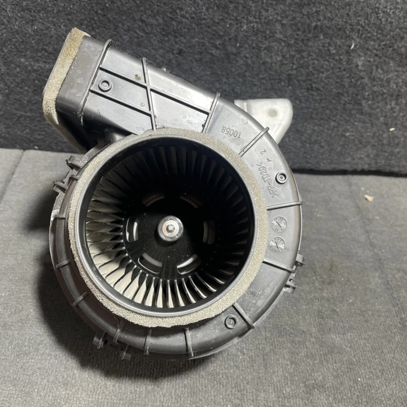 Ventilator aeroterma sistem hibrid / Toyota Rav4 XA40 2024 / Climatizare
