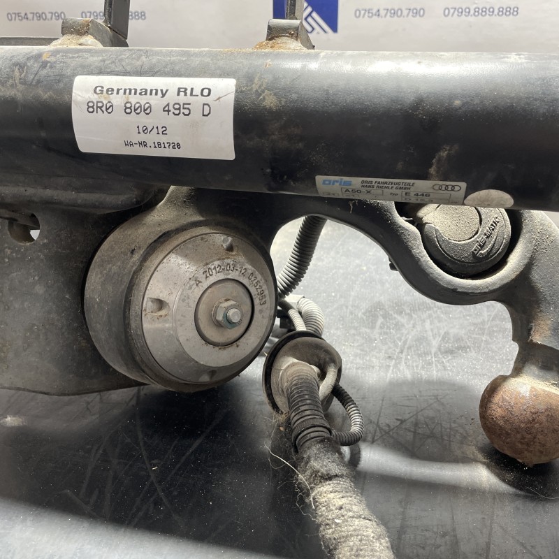 Carlig remorcare electric / Audi Q5 8R 2012 / Caroserie, oglinzi si faruri