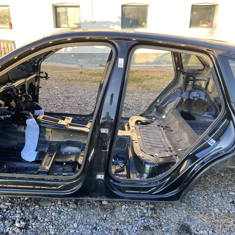 Segment prag stanga / Audi Q5 8R 2012 / Caroserie, oglinzi si faruri